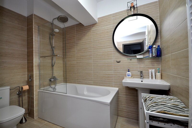 Drumul Taberei bloc 2020 Moghioros Park parcare subterana, negociabil